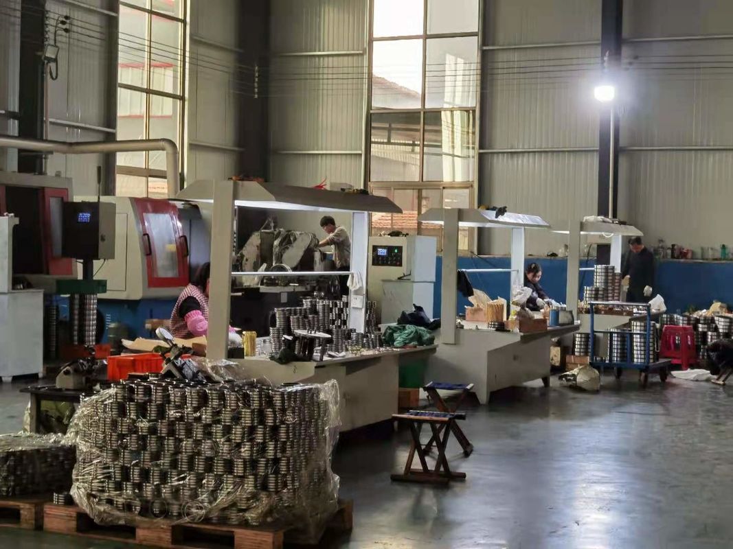 ADAC39720037 ローヤリング 自動車部品 輪 ローヤリング ハブ 組み立て ADAC39720037 ダス アウト サンタナのために